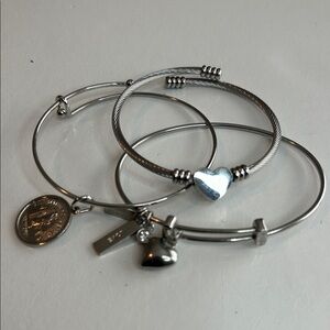 Silver Heart Charm Bangle Set